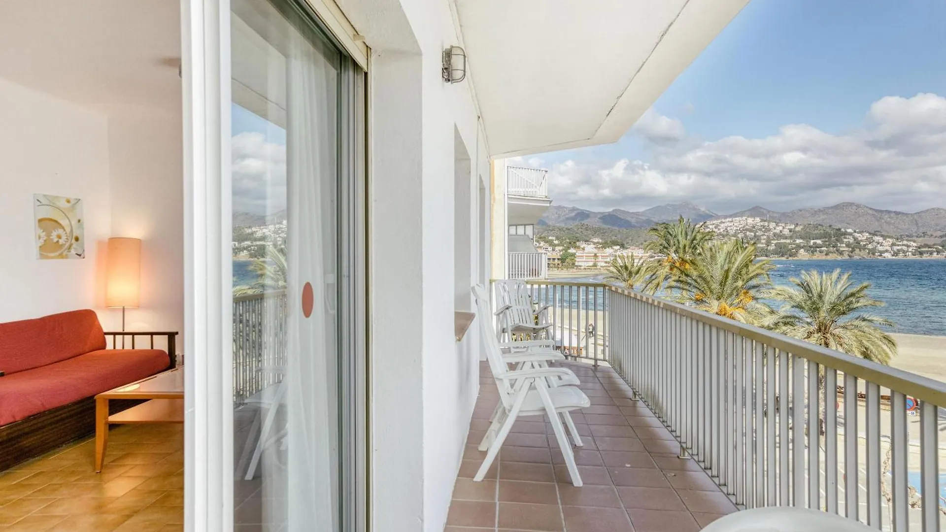 Apart Mediterranean View 2-1 Llanca Spain